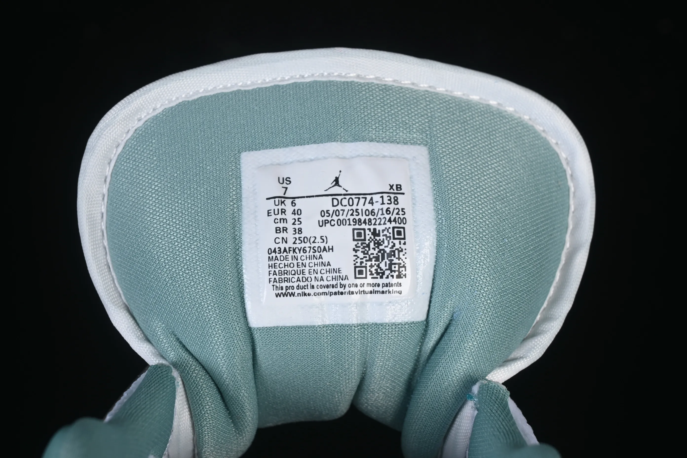 All categories Air Jordan Jordan series basketball shoes Air Jordan 1 Low Air Jordan 1 Low AJ1 Joe 1 fresh mint green low-top cultural casual sneakers DC0774-138